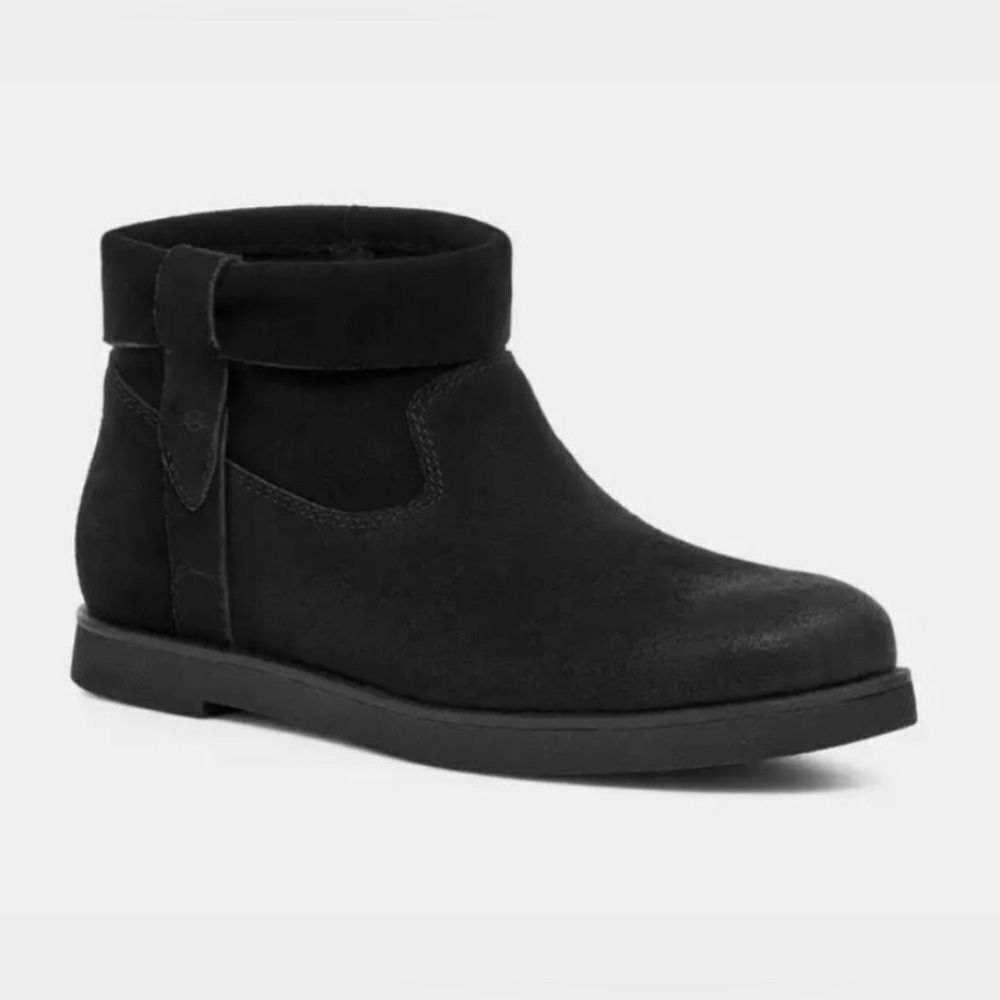 UGG Women’s Josefene Cuff Boot Black Suede Size 10 Excellent Condition